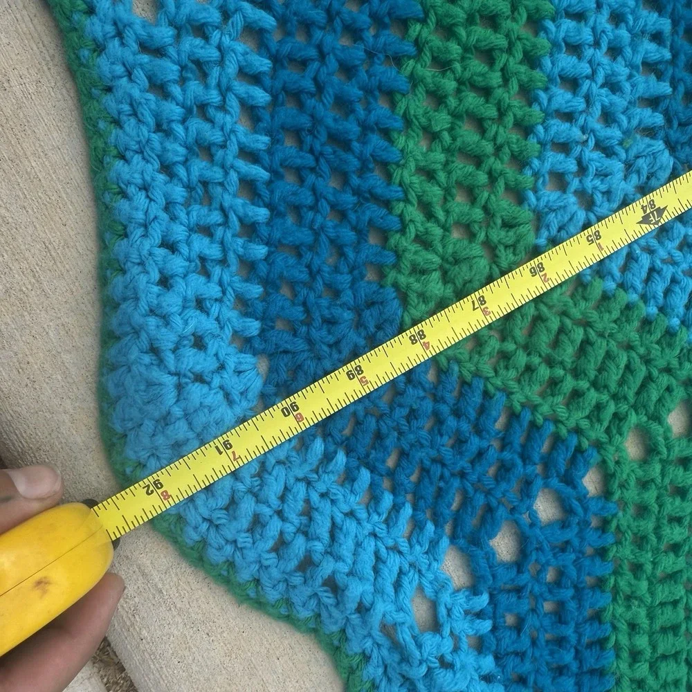 Handmade Afghan‎ Crocheted Chevron Zig-Zag Pattern Blue Green Teal Granny 69x92